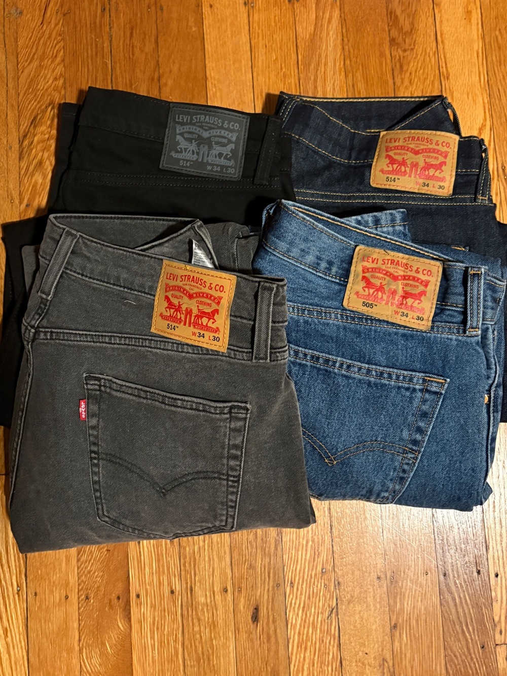 4 Lot of Levi's Men’s Jeans - Black, Charcoal, Dark Blue, Medium Blue Size 34x30